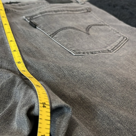 Levi’s High Rise Skinny - Picture 5 of 10
